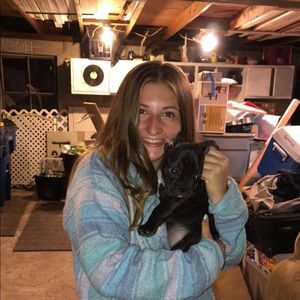 Meet your Posher, Izzy